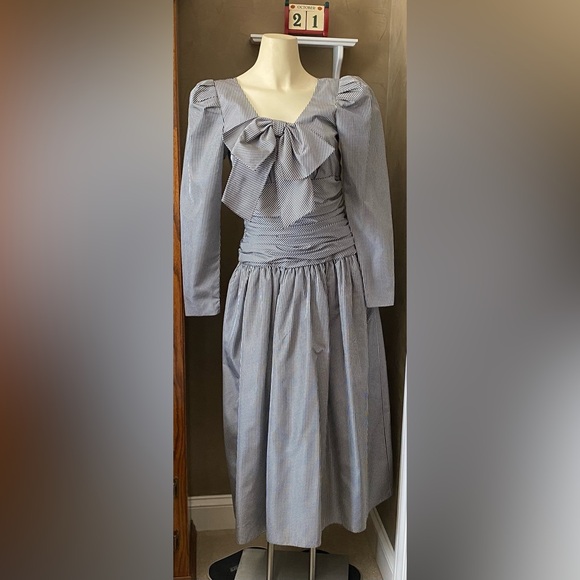 Morton Myles Vintage 80s Big Bow detail Evening Gown Gingham pattern Dress - Picture 3 of 16